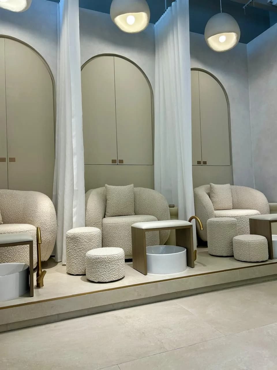 MYSTT pedicure chairs